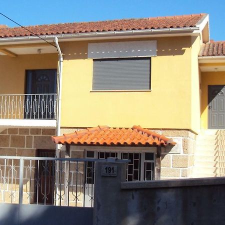 Alojamento Rodrigues Arcos de Valdevez Buitenkant foto