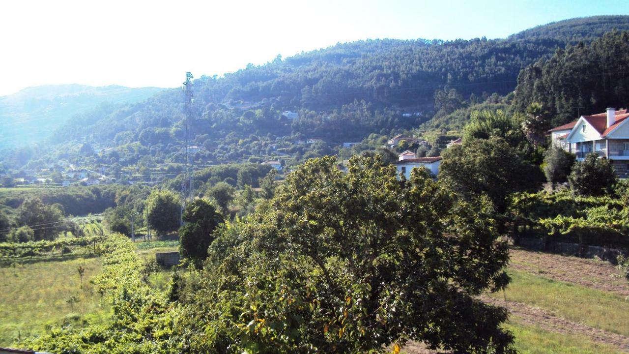 Alojamento Rodrigues Arcos de Valdevez Buitenkant foto