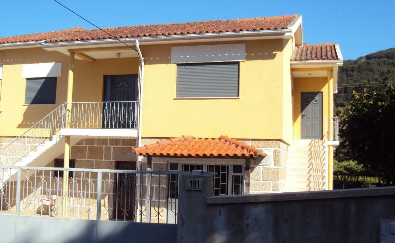 Alojamento Rodrigues Arcos de Valdevez Buitenkant foto